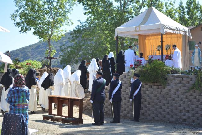 07 Procession