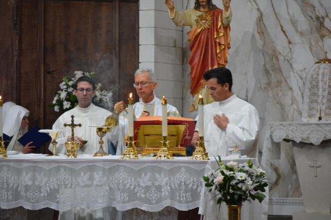 25 Liturgy of the Eucharist