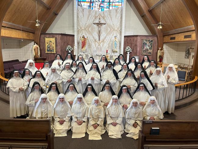 31 Community Photo