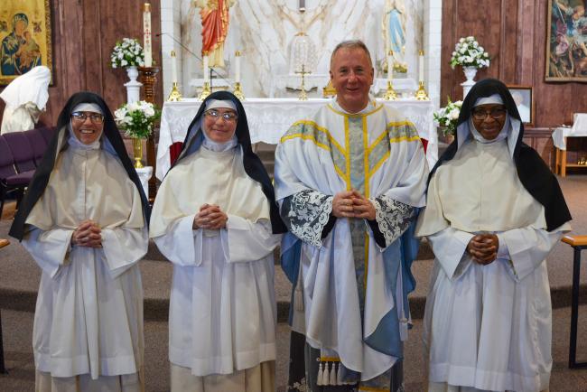 33 Sr Mary Dismas with Prioress, Junior Mistress and Fr Gregory Beaumont, Pastor of St Malachy's